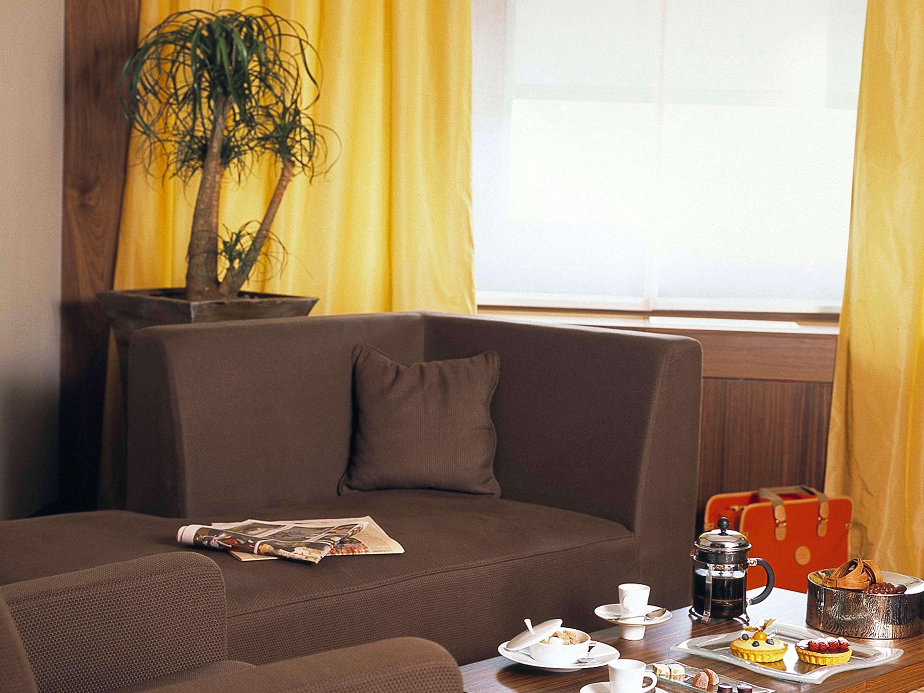 Готель Sofitel Lyon Bellecour Екстер'єр фото A room at the hotel