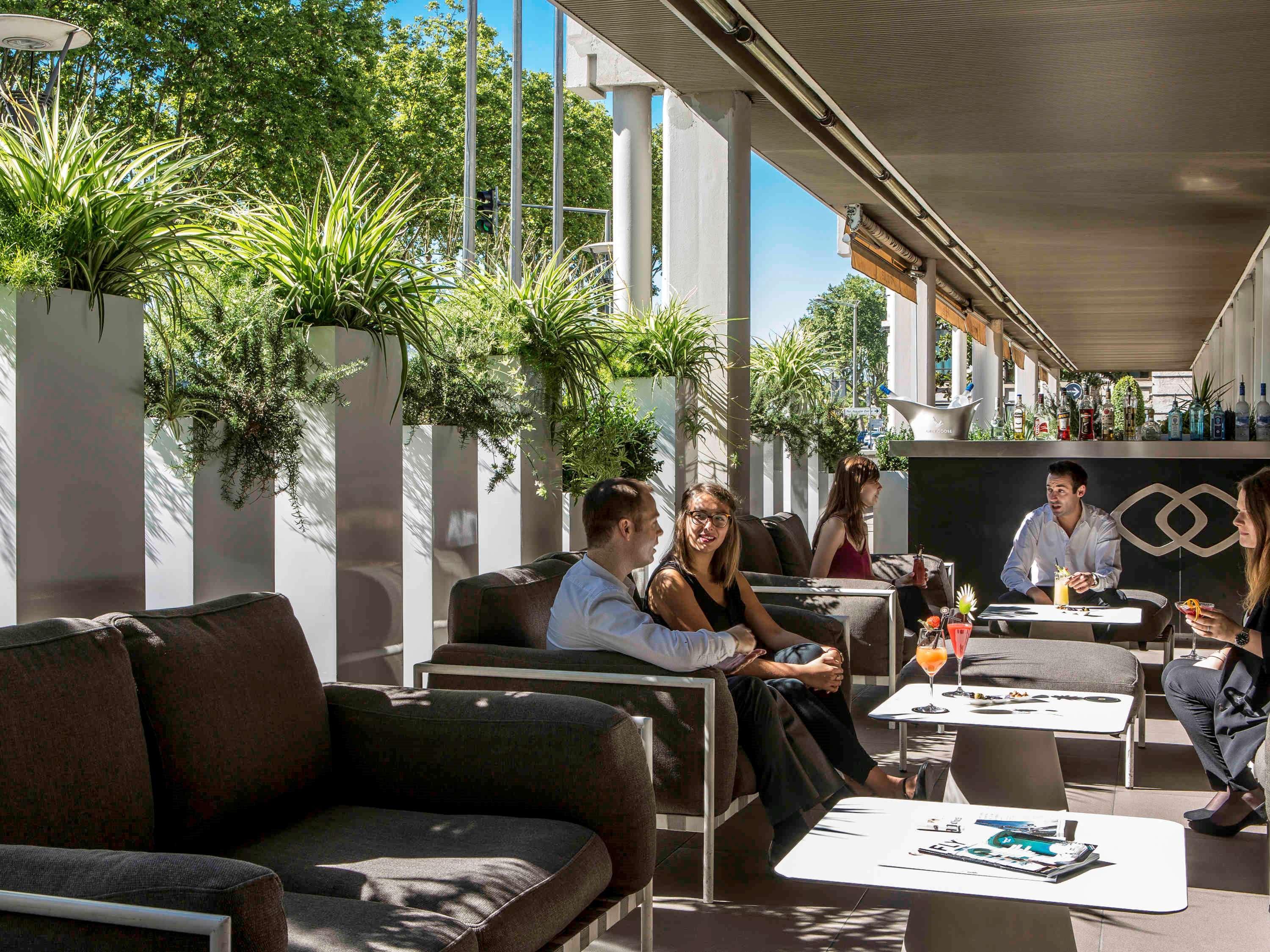 Готель Sofitel Lyon Bellecour Екстер'єр фото The lounge at the airport