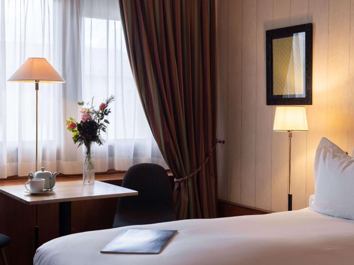 Готель Sofitel Lyon Bellecour Екстер'єр фото A room at the hotel