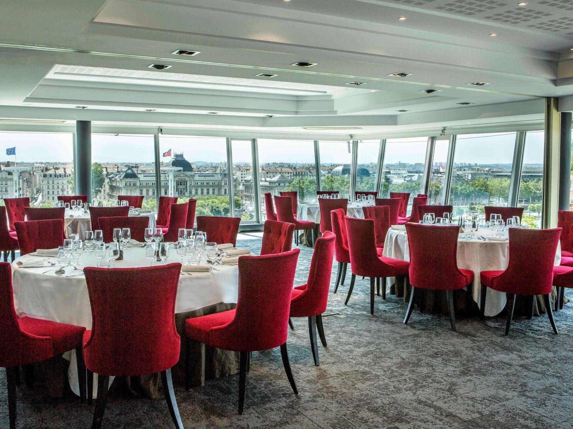 Готель Sofitel Lyon Bellecour Екстер'єр фото The Long Room